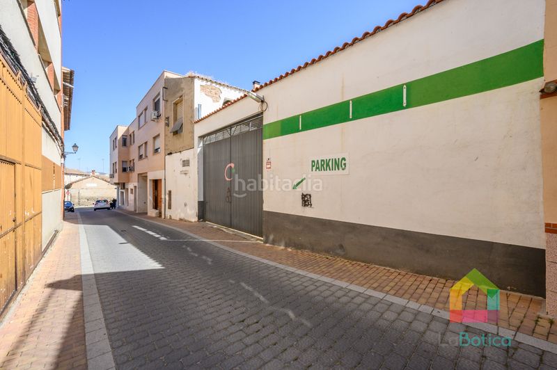 Foto a9e6691b-600f-4e2e-b246-df542a731e79. Edifici a Sonseca