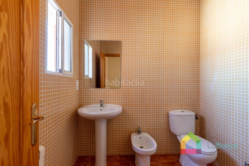 Foto 4d6078f1-2c85-4653-880f-d82b3ff657d5. Casa adossada amb calefacció a Carmena