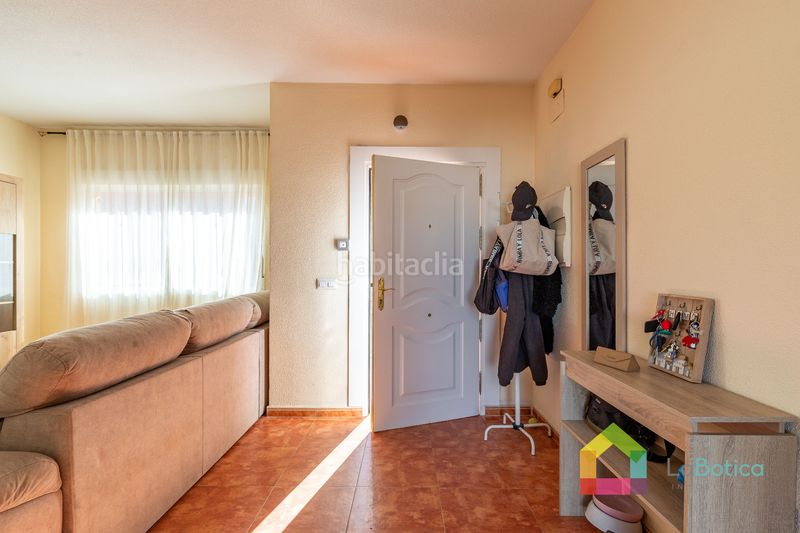 Foto 517897c0-fde8-4e4c-a9ae-931aeb44ec56. Casa adossada amb calefacció a Carmena