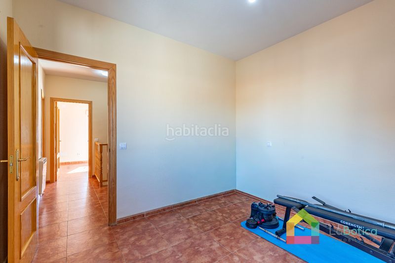Foto fa8b2b15-8749-4774-8354-70bcf2aff802. Casa adossada amb calefacció a Carmena