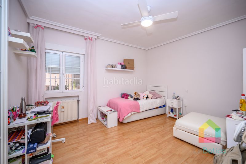 Foto acf0a531-c8d4-47c4-baf2-b6d238484c75. Xalet amb xemeneia calefacció aparcament a Cobisa