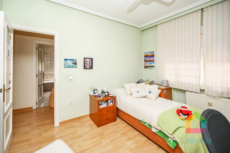 Foto aea1c43e-474c-4c76-b884-00df06fed8e9. Xalet amb xemeneia calefacció aparcament a Cobisa