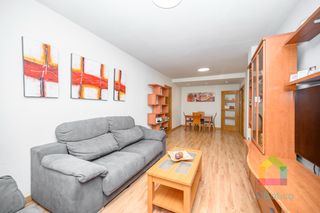 Flat in Cabañas de la Sagra. Piso de 2 dormitorios en cabañas de la sagra: amplitud, comodida