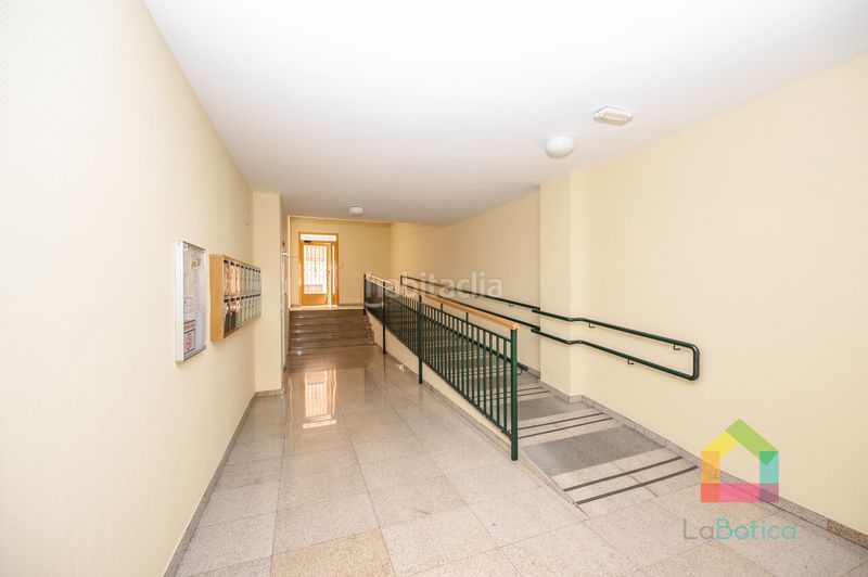 Foto 3f68d3c9-5861-4924-8e73-030e9fec0123. Apartament amb aparcament piscina a Avenida Europa-San Antón Toledo
