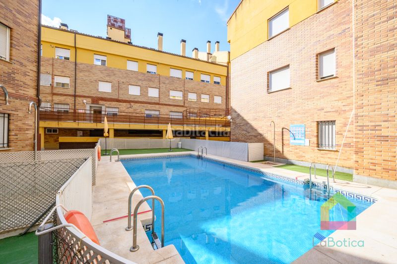 Foto 5fc97707-2815-44af-9b2c-cea9d2707a96. Apartament amb aparcament piscina a Avenida Europa-San Antón Toledo