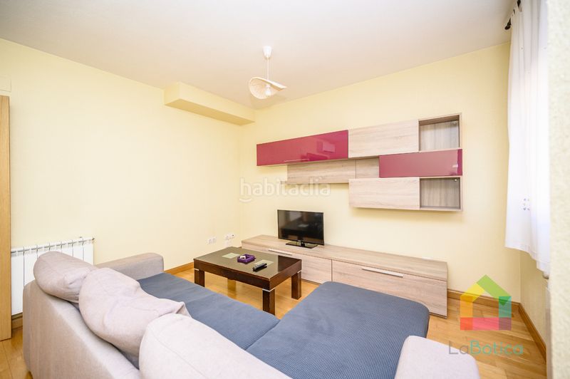 Foto 9532a490-bfe7-4ef0-af42-70e50e7ffb55. Apartament amb aparcament piscina a Avenida Europa-San Antón Toledo