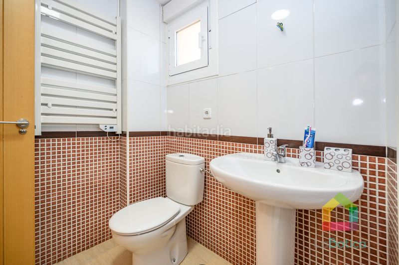 Foto 034cb352-d831-4f69-8185-9e54e37e4ebe. Casa aparellada amb calefacció piscina a Magán