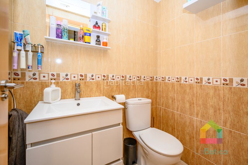 Foto 92badd06-e164-4412-9241-84b9b99e3d82. Casa aparellada amb calefacció piscina a Magán