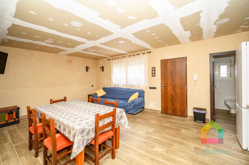 Foto e7e8100e-f50a-43f2-9933-684fdfde3838. Casa aparellada amb calefacció piscina a Magán