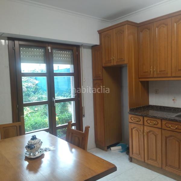 Foto 7f03e0c6-800d-4a0b-8f6a-d84602d71050. Casa adossada amb calefacció aparcament a Egia Donostia - San Sebastián