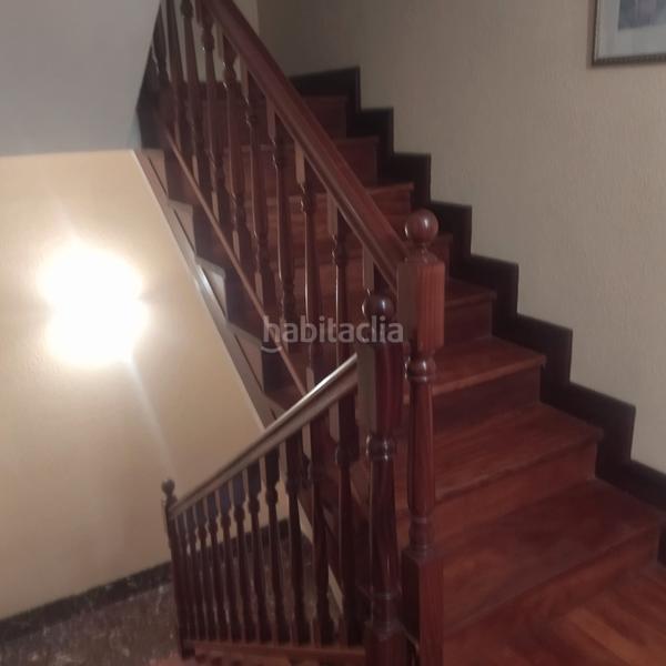 Foto 18bdd598-b491-4962-bf21-b46b4b4f5d7c. Semi detached house with heating parking in Egia Donostia - San Sebastián