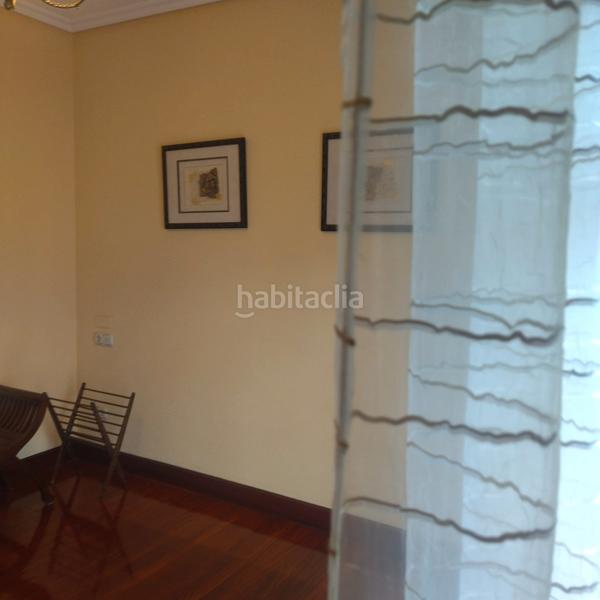 Foto 290e4ace-cb45-48a5-b896-af8916c5fe18. Semi detached house with heating parking in Egia Donostia - San Sebastián