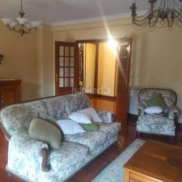 Foto 73e7dfe5-f74a-4e02-9e07-bf0b2eee13f5. Semi detached house with heating parking in Egia Donostia - San Sebastián