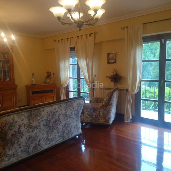 Foto 7483ed63-62ce-4bfe-b08f-44304952ce59. Semi detached house with heating parking in Egia Donostia - San Sebastián