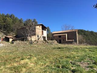 Finca rústica a Solsona. Finca rustica de 130 ha completamente limpias.con casa, pajar i