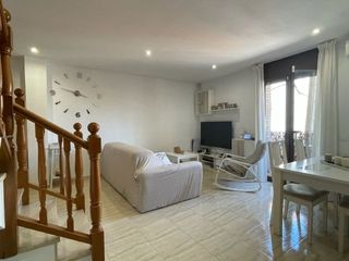 Trplex  Carrer de la serra de la salut. Precioso triplex en casc antic