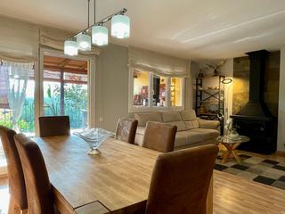 Casa adossada  Carrer rosari. Casa al centre de viladecavalls