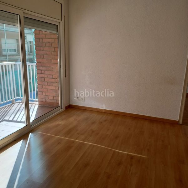 Foto 505c6330-95f8-49a1-a021-ee773fe842ba. Pis a San Pere Terrassa