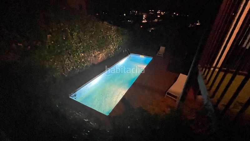 Foto 8eeb1cd2-33aa-41b8-affb-b61458639db7. Casa aparellada amb xemeneia calefacció aparcament piscina a Viladecavalls
