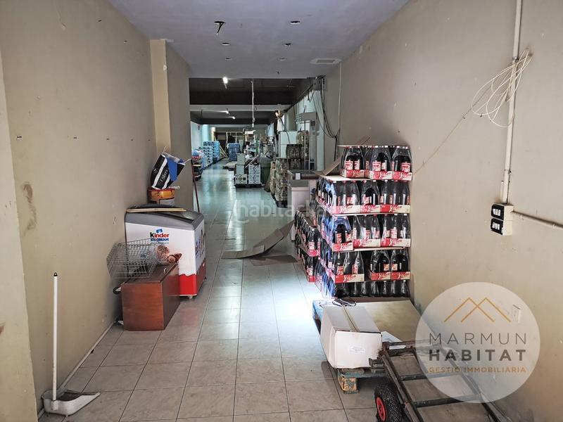 Foto e4c3e962-1e90-4d76-8075-2ee170c9d7cb. Local comercial  con salida humos en Mataró