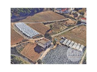 Masia a Sant Cebrià de Vallalta. Masía rústica 2,3 hectáreas