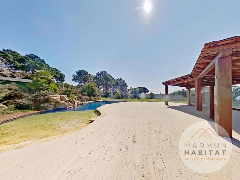 Foto a4026a80-edd7-408b-a8e2-bd84ea4aca33. Haus mit parking pool in Canet de Mar