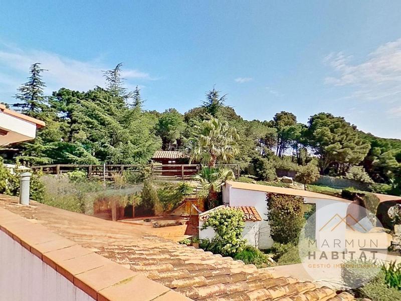 Foto f98d64ab-2fe2-4980-8831-1aebff22e1e4. Haus mit parking pool in Canet de Mar