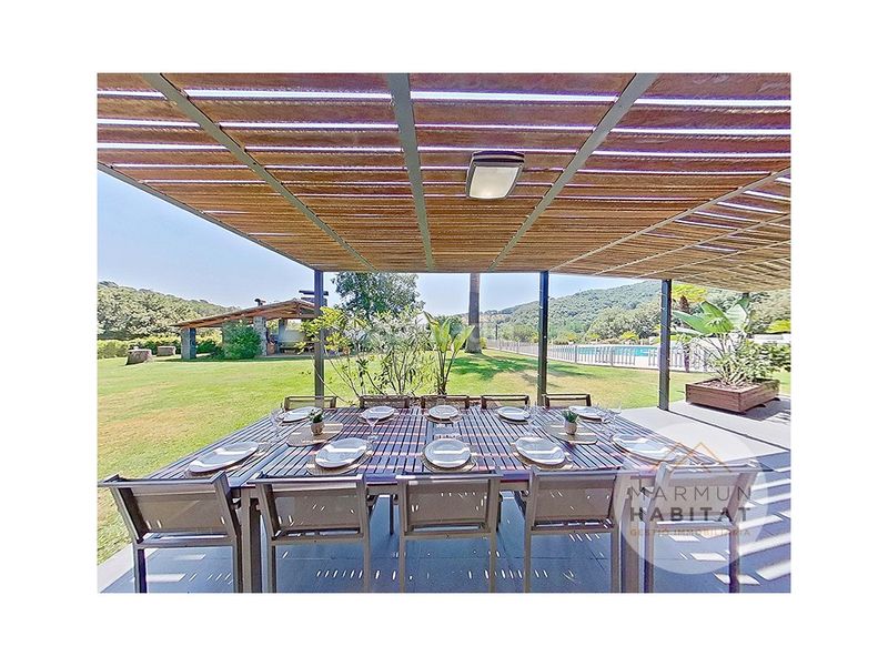 Foto 20edfd45-b37f-4fe5-8b31-98892b0f053d. Haus mit parking pool in Arenys de Munt