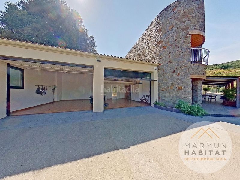 Foto 94b77212-0b44-421f-af54-35e2def1467b. Haus mit parking pool in Arenys de Munt