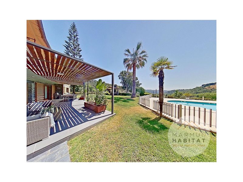 Foto b9bb05b1-e1cf-47dd-a633-57f5b0495aac. Haus mit parking pool in Arenys de Munt