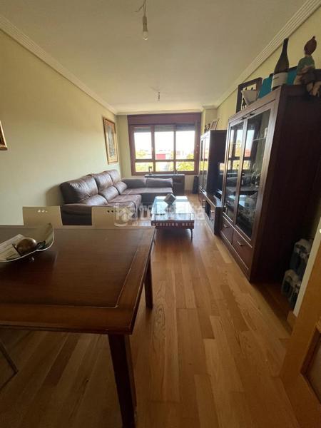 Foto c678499c-dc2a-48cf-b8ec-28399d210930. Piso  en venta en La Rubia Valladolid