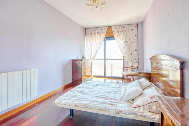 Foto 01bb0357-0ee2-4699-95c5-ba20fb5ceab0. Casa pareada casa en venta en Las Villas - Valparaiso - El Peral Valladolid