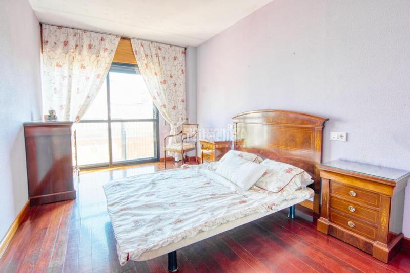 Foto 122c3350-8045-4909-b0bc-1cf13728004a. Casa pareada casa en venta en Las Villas - Valparaiso - El Peral Valladolid