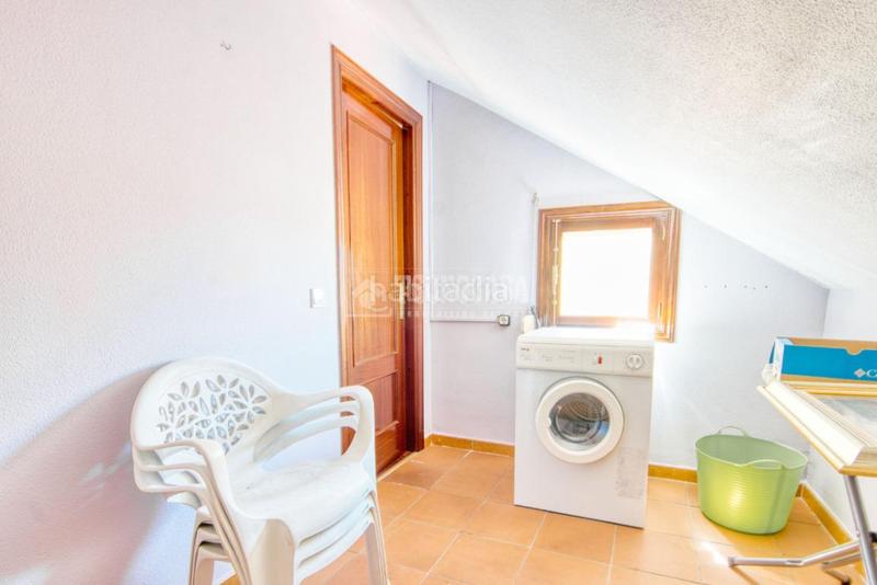 Foto 2b641e37-3f0d-417d-bce8-55f692d18235. Casa pareada casa en venta en Las Villas - Valparaiso - El Peral Valladolid