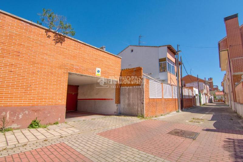 Foto ff7170ca-7ecd-4438-86c5-653be584d051. Casa pareada casa en venta en Las Villas - Valparaiso - El Peral Valladolid