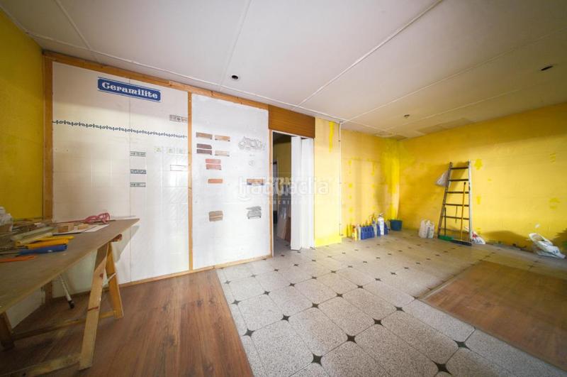 Foto 25a5dfad-3bd2-41e5-99b0-5cee979d9d94. Location local commercial dans La Rubia Valladolid