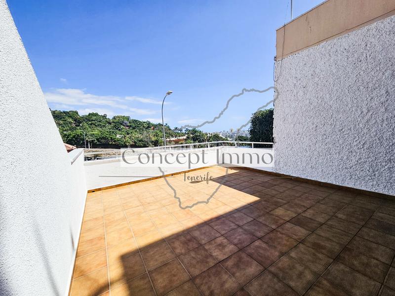 Foto f6167937-3c8b-4dd7-8f62-c33ce7d6ef56. Piso en calle finlandia 3 estudio luminoso y amueblado con gran terraza y piscina climatizada en el complejo! en Adeje
