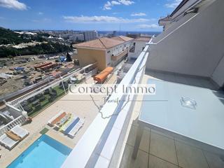 Estudi  Calle finlandia. Estudio luminoso y amueblado con gran terraza y piscina climatiz
