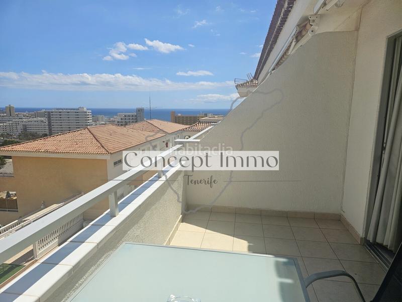 Foto 14e3c4b2-a229-4b3c-88f8-9c011a2a2389. Estudio  luminoso y amueblado con gran terraza y piscina climatizada en el complejo! en Adeje