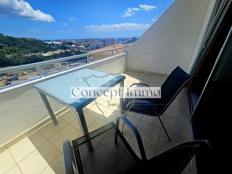 Foto 3dbf1edf-6041-472b-a5d5-4092ff8663c6. Estudio  luminoso y amueblado con gran terraza y piscina climatizada en el complejo! en Adeje