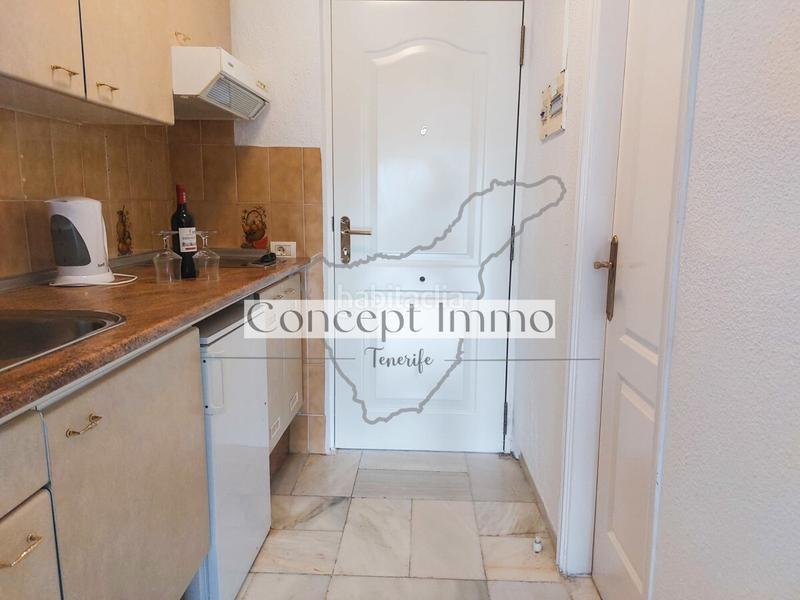 Foto 7bcd200d-389f-4b36-9bbb-e269c671a6da. Estudio  luminoso y amueblado con gran terraza y piscina climatizada en el complejo! en Adeje