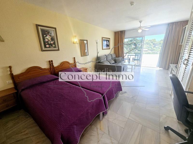 Foto ff5a4731-b91d-4a30-8556-0776ae4010a9. Estudio  luminoso y amueblado con gran terraza y piscina climatizada en el complejo! en Adeje