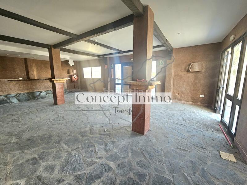 Foto 301b33ca-96ad-4631-bc4d-d14e9aa79a6f. Local comercial a Costa del Silencio Arona