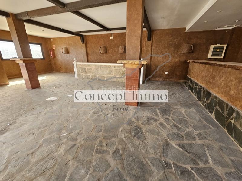 Foto adf0770b-2923-4572-bba1-1b6192e4a579. Local comercial a Costa del Silencio Arona