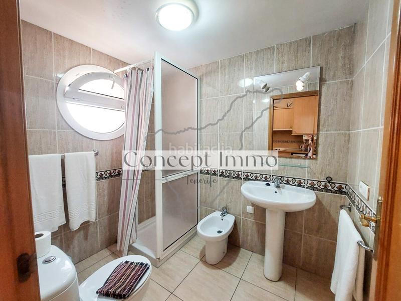 Foto 1ba83987-de43-4fbb-88c5-a027ad415535. Estudio en calle ulises 1 estudio amueblado en aparthotel primera línea del mar con piscina climatizada y licencia vv! en Arona