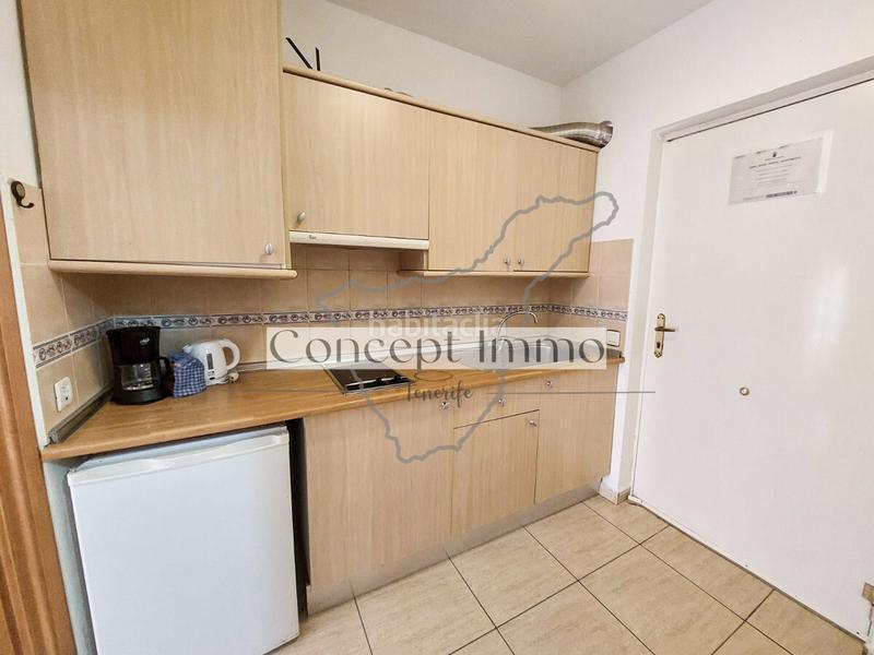 Foto ffede738-8971-4446-a9f9-5c2abe755c94. Estudio en calle ulises 1 estudio amueblado en aparthotel primera línea del mar con piscina climatizada y licencia vv! en Arona