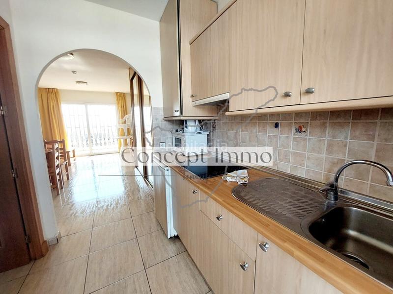 Foto 3b59b415-63a3-4de3-be18-dbbc29bba4cd. Estudio en calle ulises 1 estudio amueblado en aparthotel primera línea del mar con piscina climatizada y licencia vv! en Arona
