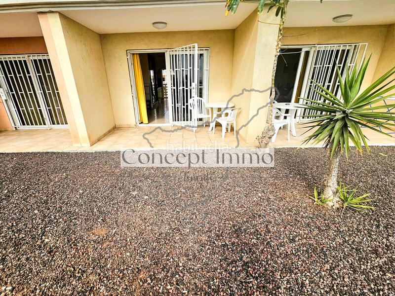 Foto a0a03011-8fd5-4bc0-8920-1f7b058c84d3. Estudio en calle ulises 1 estudio amueblado en aparthotel primera línea del mar con piscina climatizada y licencia vv! en Arona
