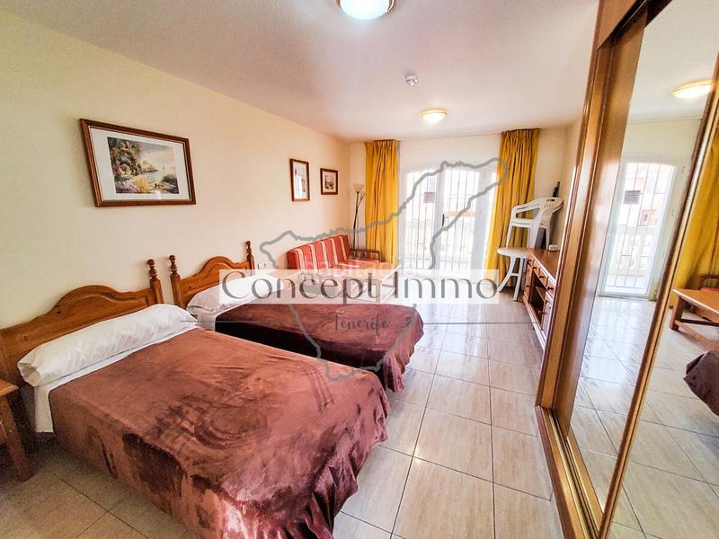Foto 55663312-7519-4ec3-95b1-2abaeca53f69. Estudio en calle ulises 1 estudio amueblado en aparthotel primera línea del mar con piscina climatizada y licencia vv! en Arona