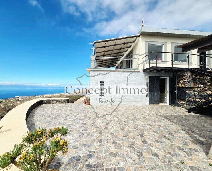 Foto 16a1f4cb-cfc3-4782-8996-8c403dba3c4a. Casa amb aparcament a Casco Urbano Adeje